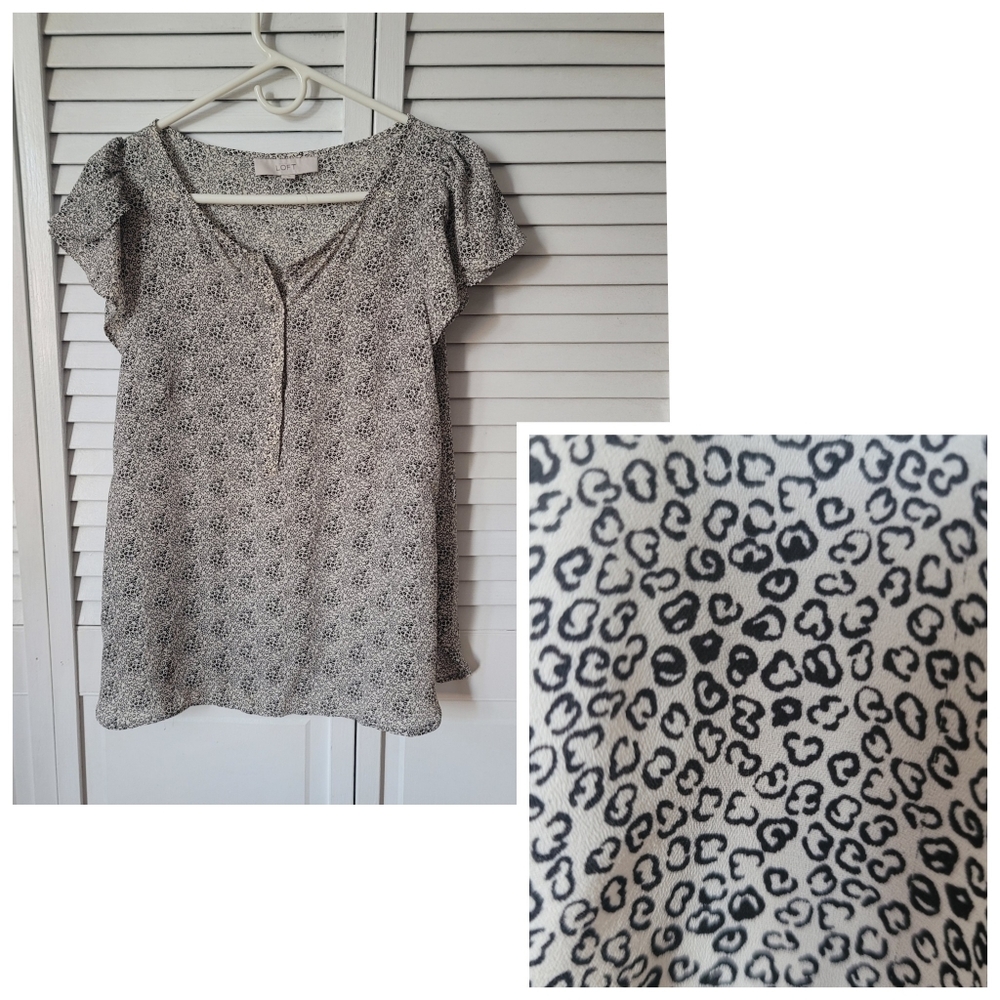 LOFT Patterned Blouse w. Ruffle Sleeves, Size M - Picture 2 of 9